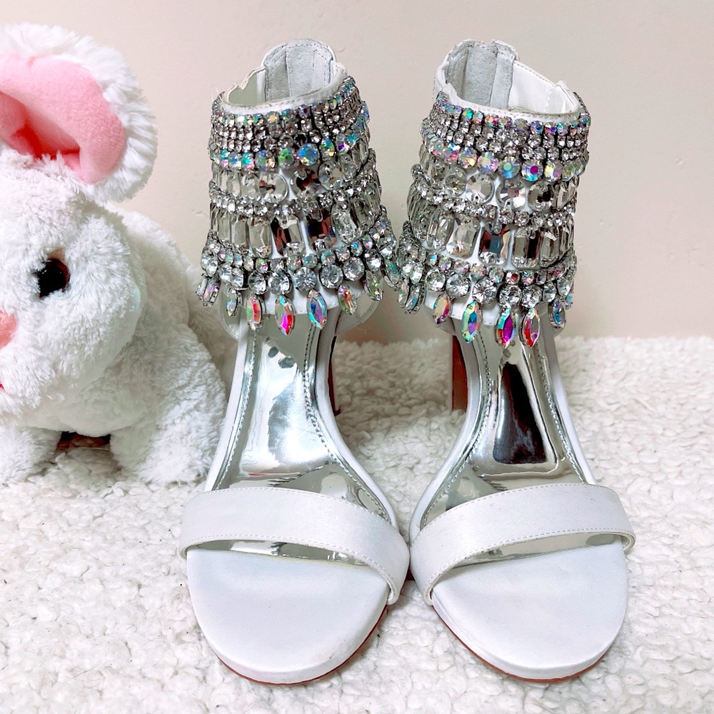 Brand New White Color Party & Evening Shoes - Size 6.5M